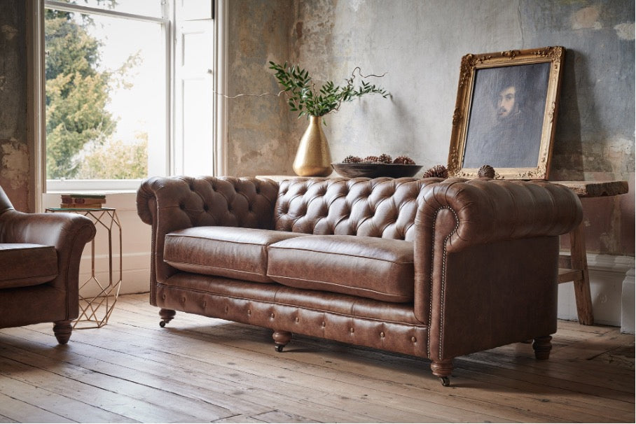Ein besonderes Sofa, zwei mutige Gründer und Revive war geboren.
