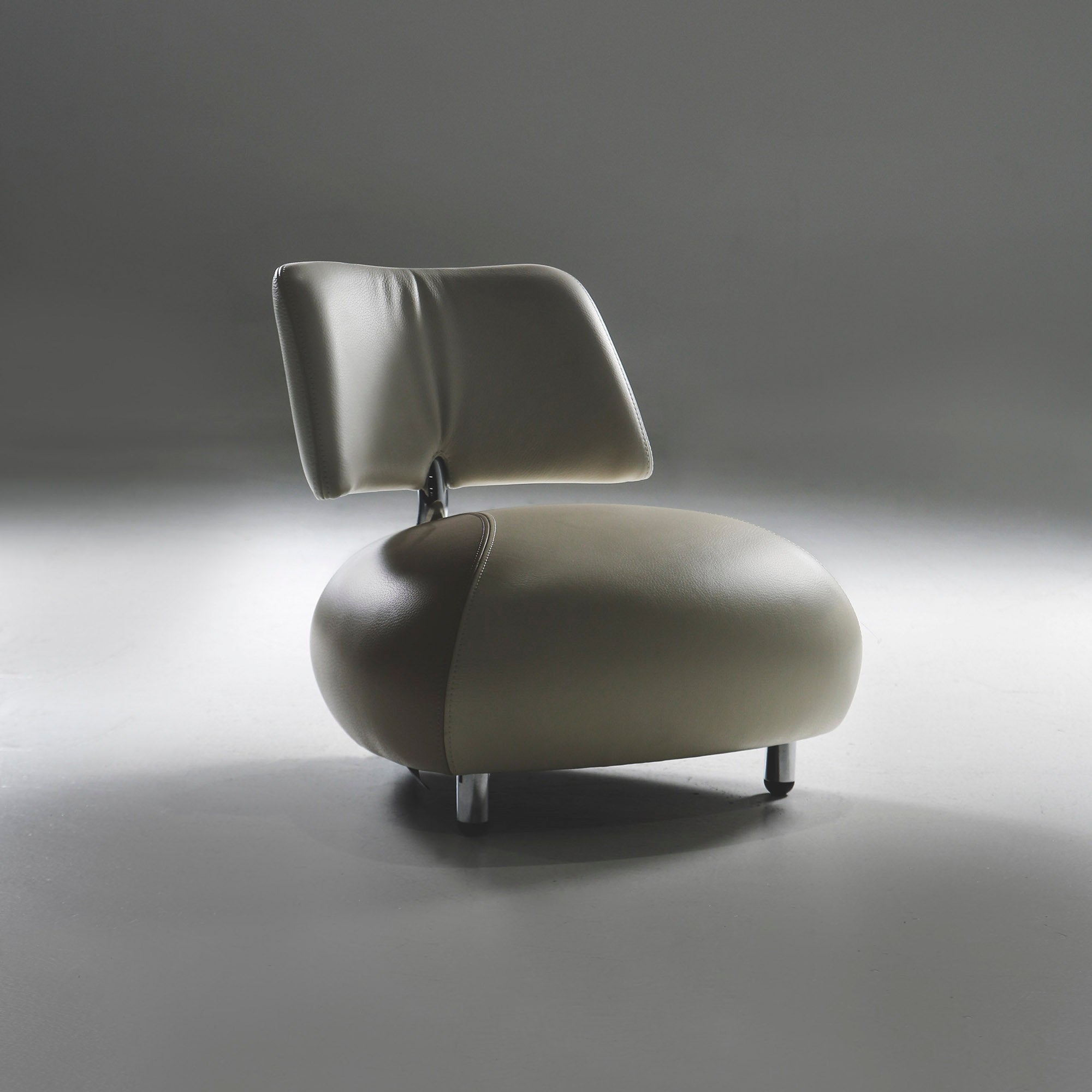 Gebrauchte Möbel kaufen bei Revive in Köln, leolux, leolux sofa, leolux werksverkauf, leolux couchtisch, leolux ausstellungsstücke, leolux papageno, leolux tango, leolux sessel, leolux sofa, möbel online kaufen, second hand möbel, möbel online shop,