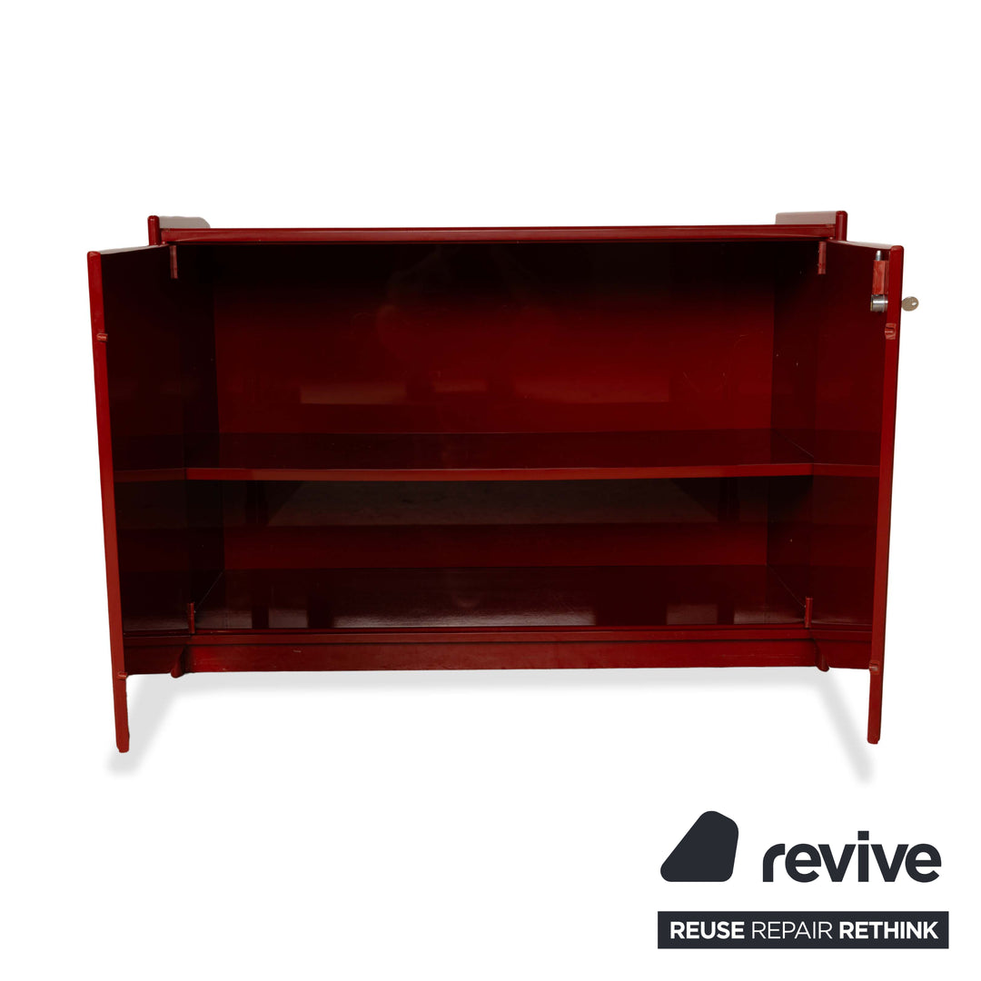 Buffet en bois rouge Olinto de B&amp;B Italia