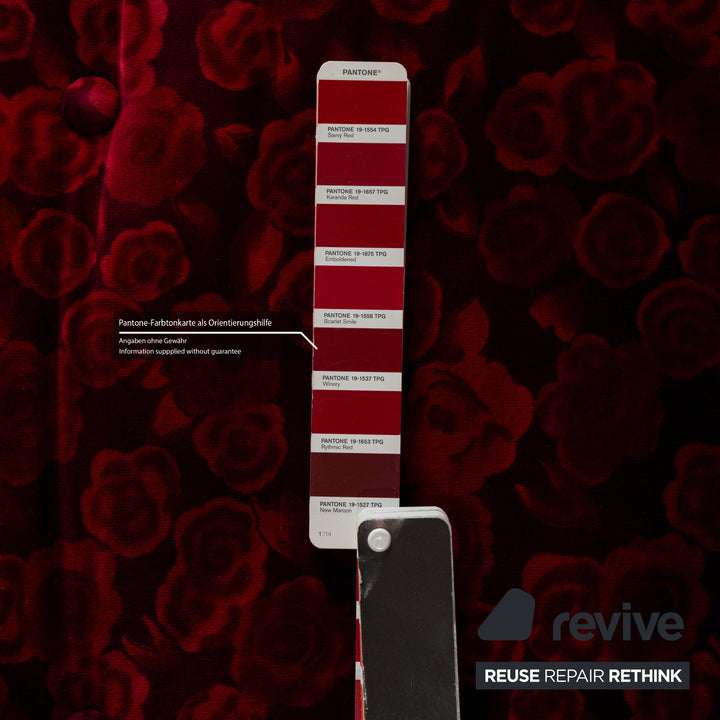 Canapé-lit trois places en tissu Bretz Monster rouge