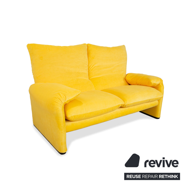 Cassina Maralunga Stoff Zweisitzer Sofa Gelb Couch manuelle Funktion Neubezug