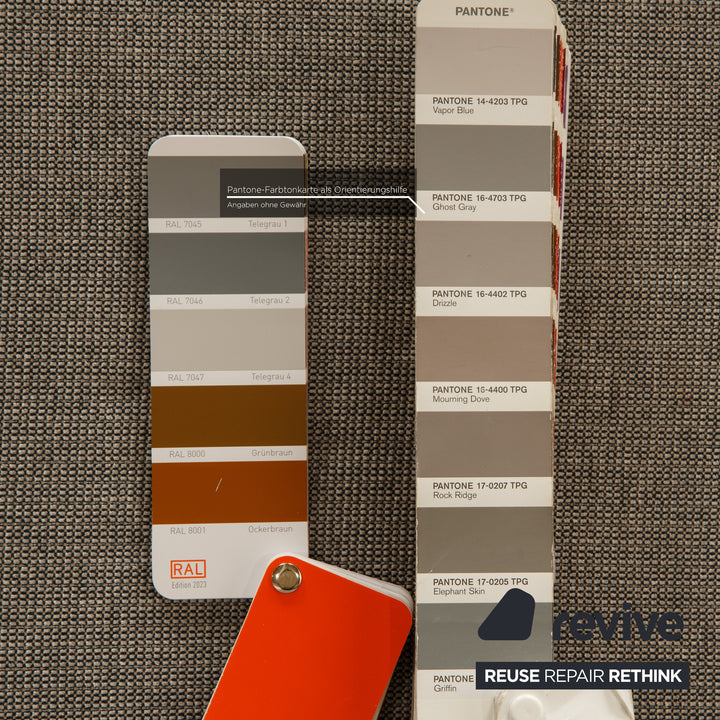 Canapé trois places en tissu Cor Folio gris