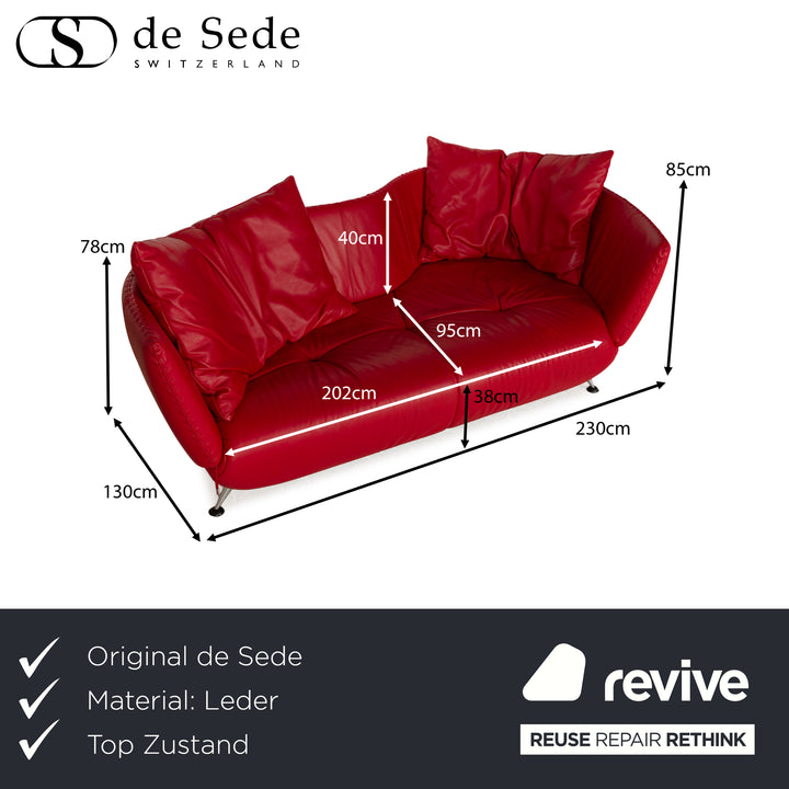 Canapé trois places en cuir rouge De Sede DS-102