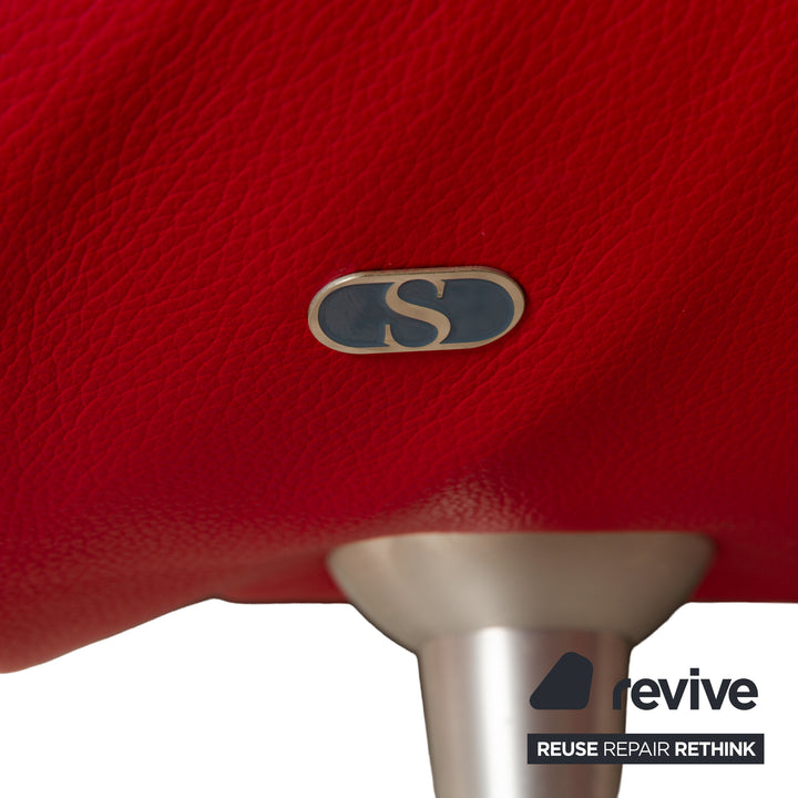 Canapé trois places en cuir rouge De Sede DS-102