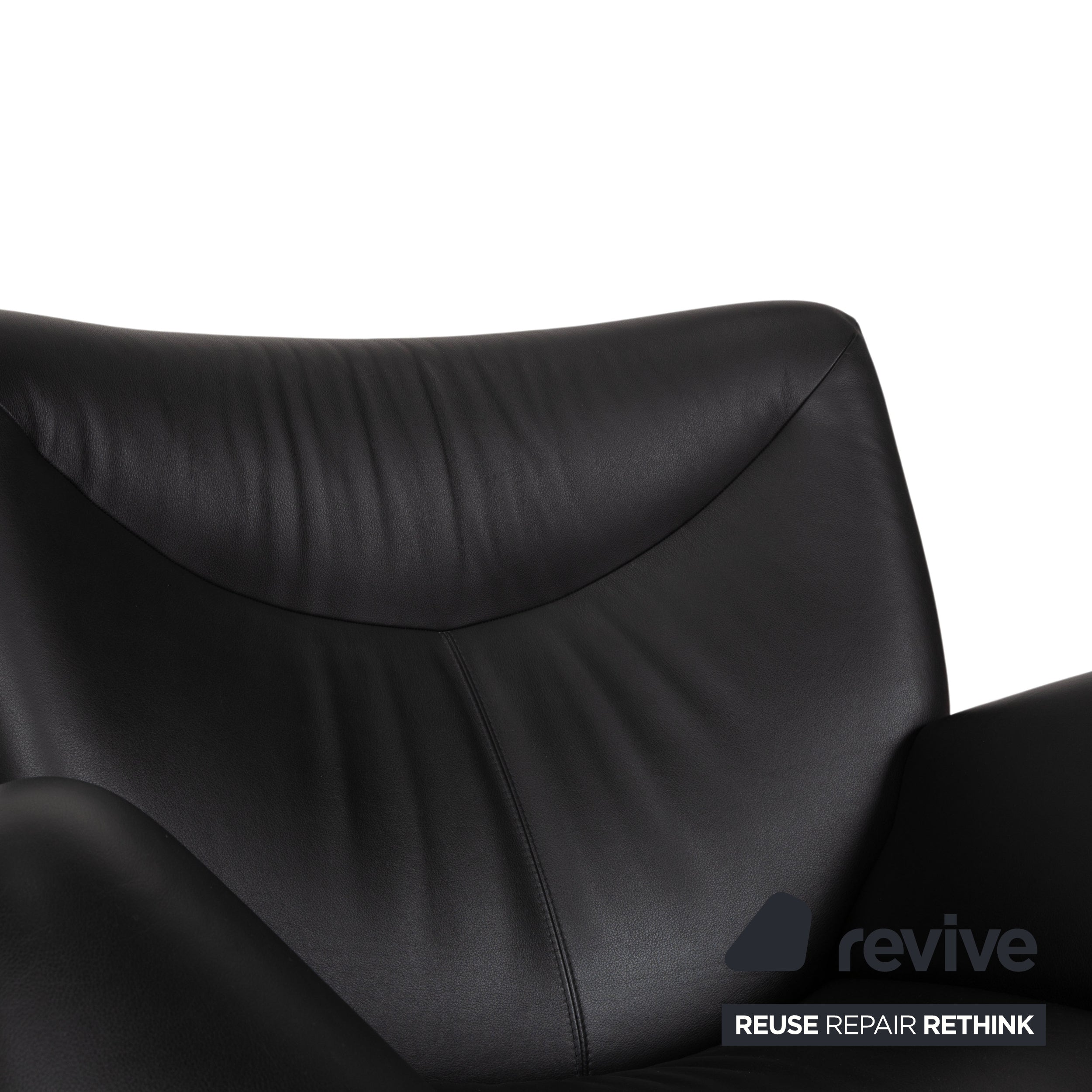 Leolux Echnaton Leather Armchair Black