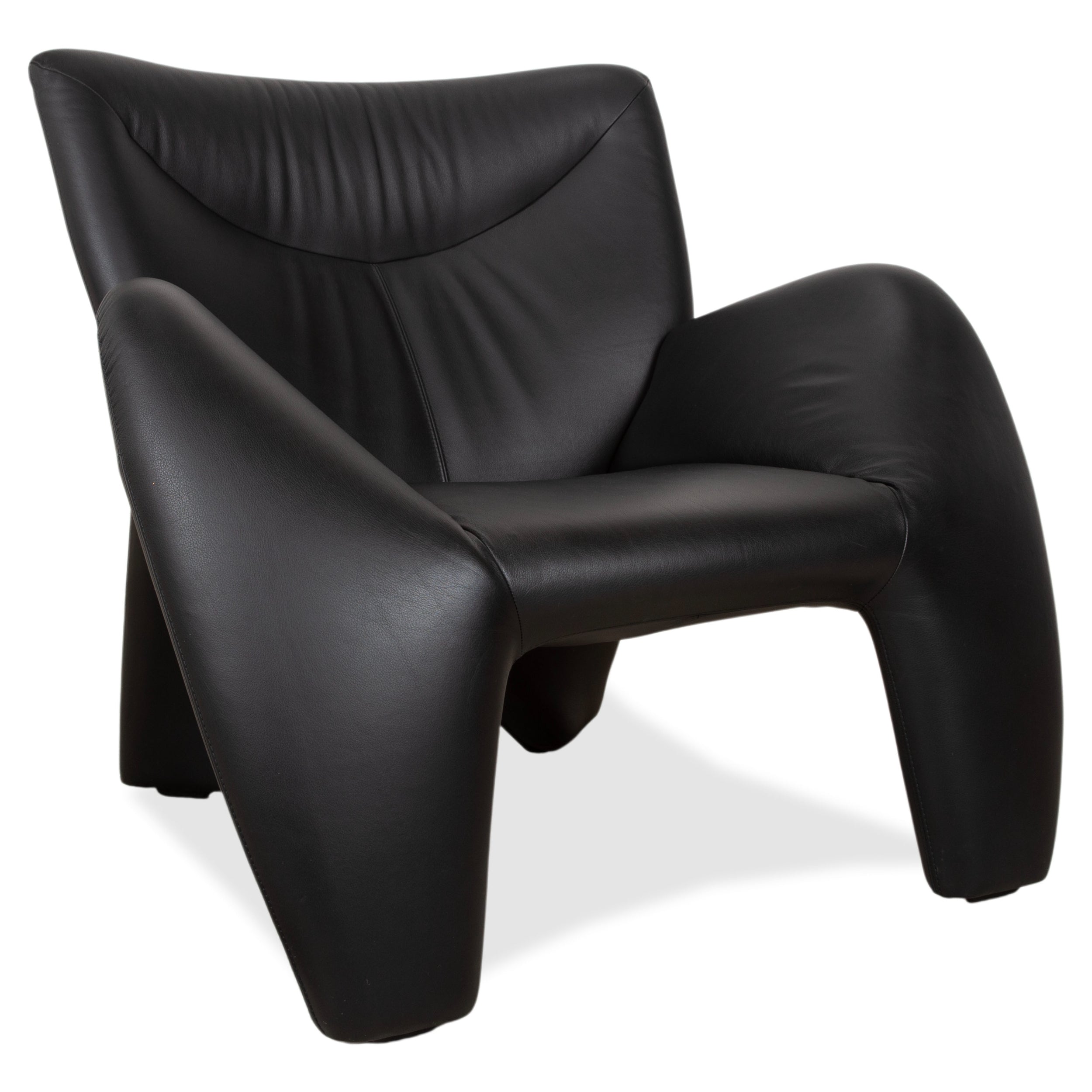Leolux Echnaton Leather Armchair Black
