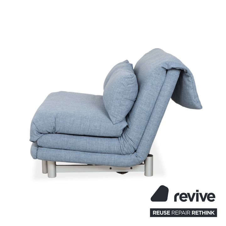 Ligne Roset Multy Zweisitzer Stoff Blau Hellblau Powderblue Silber manuelle Schlaffunktion Schlafsofa Couch Neubezug