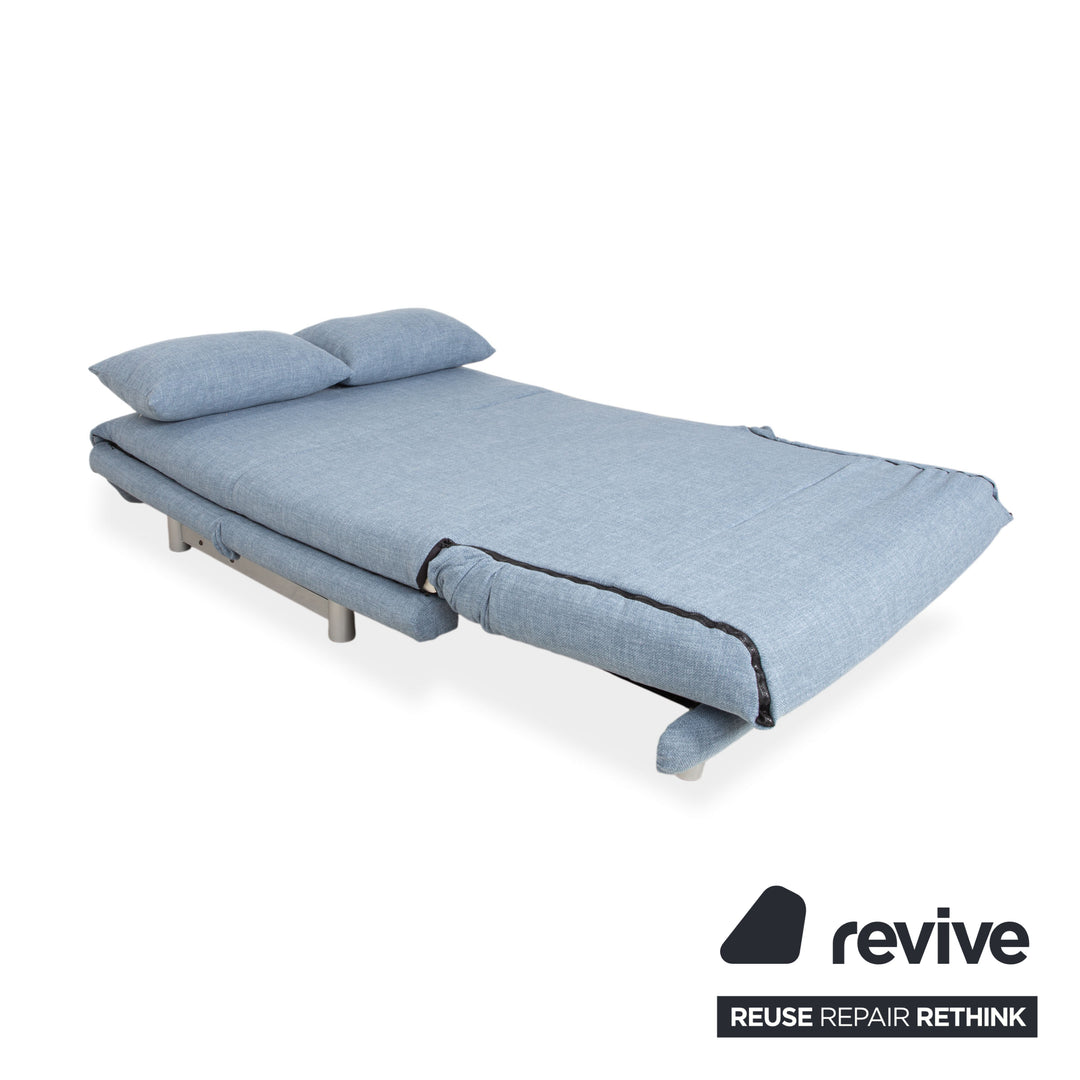 Ligne Roset Multy Zweisitzer Stoff Blau Hellblau Powderblue Silber manuelle Schlaffunktion Schlafsofa Couch Neubezug
