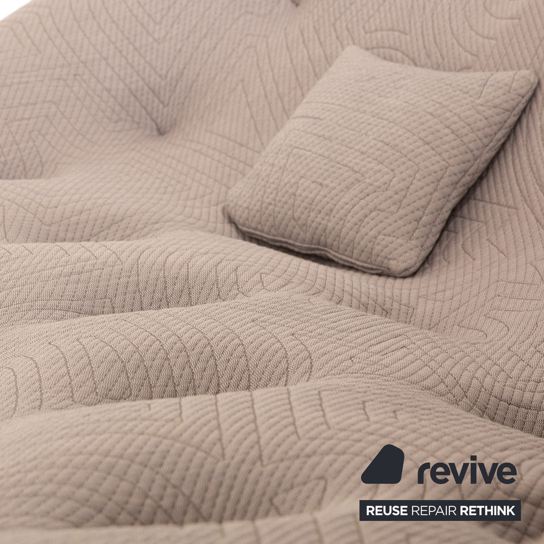 Ligne Roset Canapé Trois Places Ploum en Tissu Gris Clair