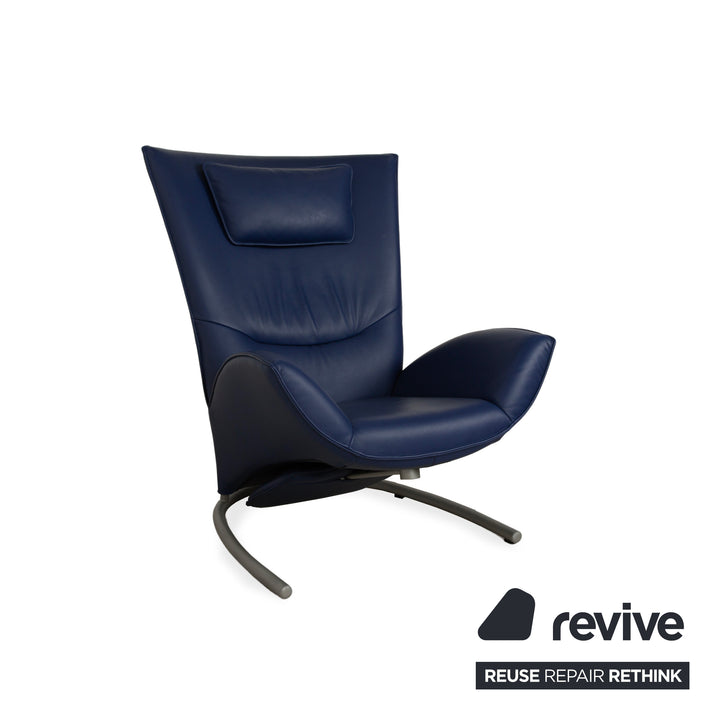 Fauteuil en cuir bleu Rolf Benz 1900 à commande manuelle