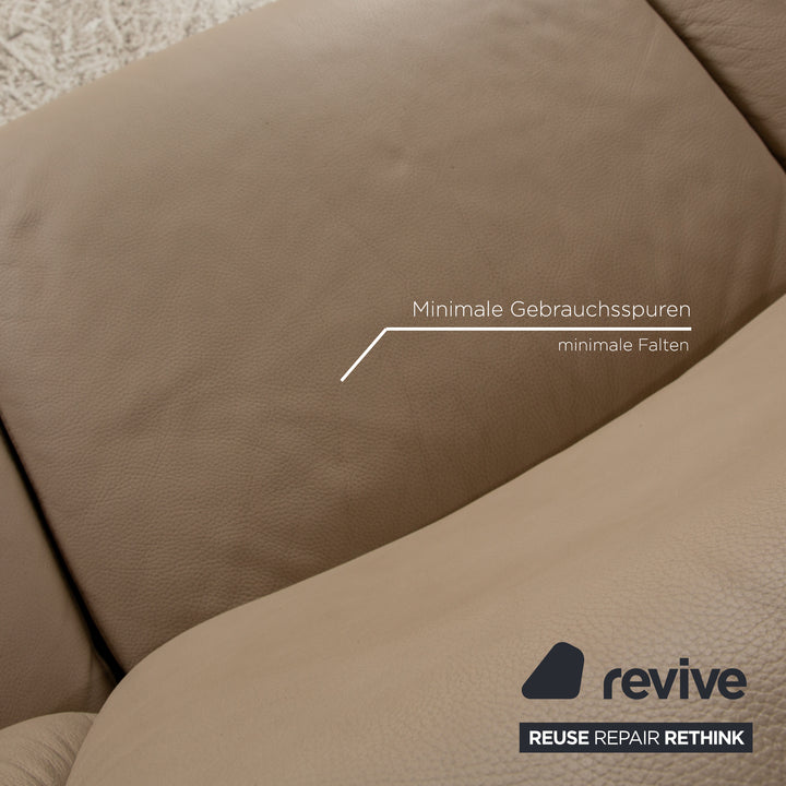 Canapé trois places en cuir beige Stressless Paradise