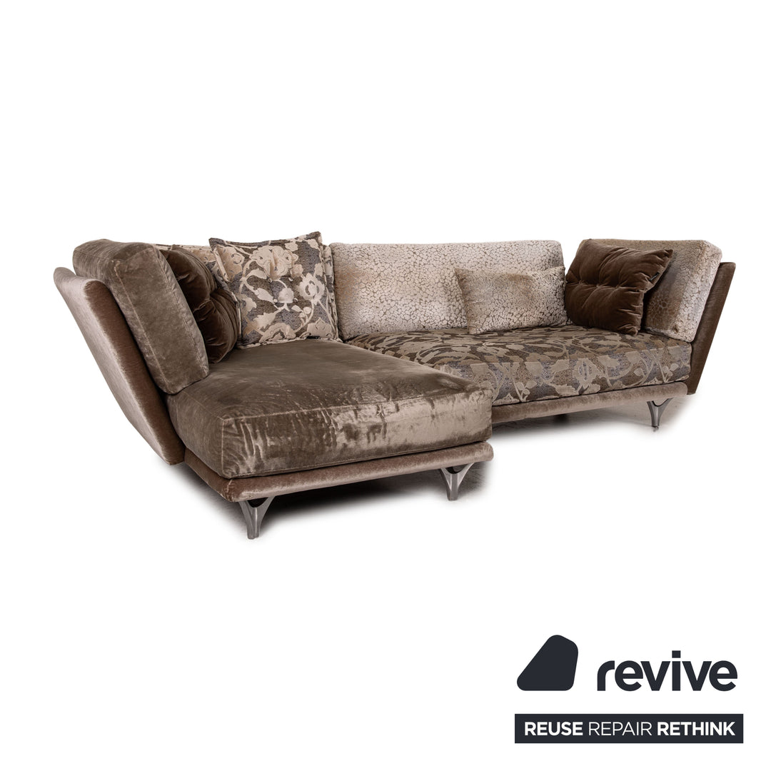 Canapé d'angle Bretz Napali en tissu marron, motif de canapé