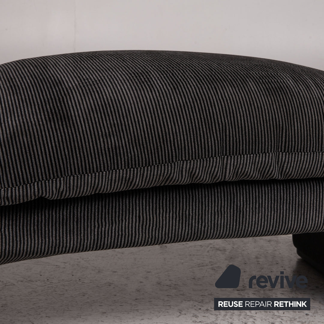 Cassina Maralunga Stoff Hocker Grau