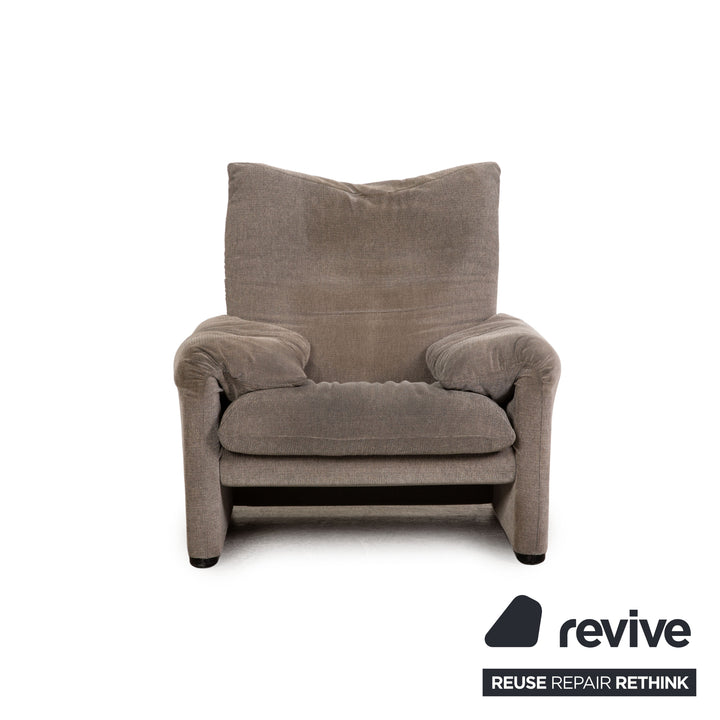 Cassina Maralunga Fabric Armchair Gray Function