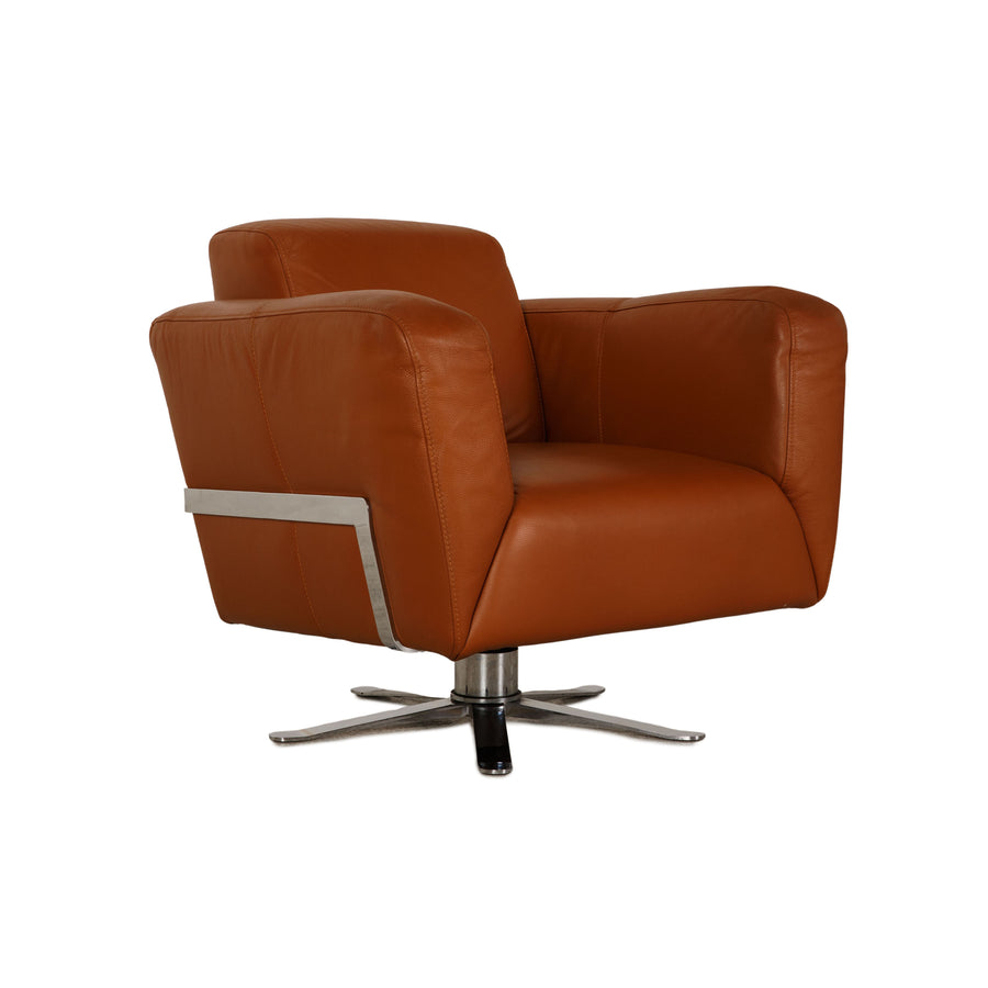 yup! 8127 leather armchair cognac camel