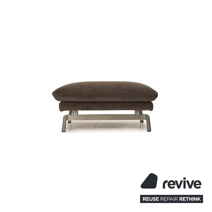 yup! Studio 8153 Fabric Stool Gray (Stone)