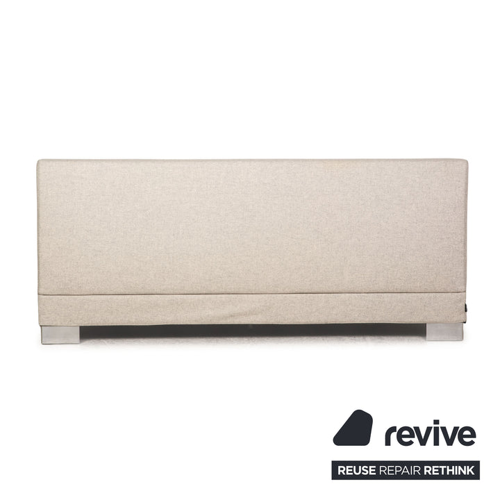 ligne roset Anna Stoff Bett Hellgrau Doppelbett