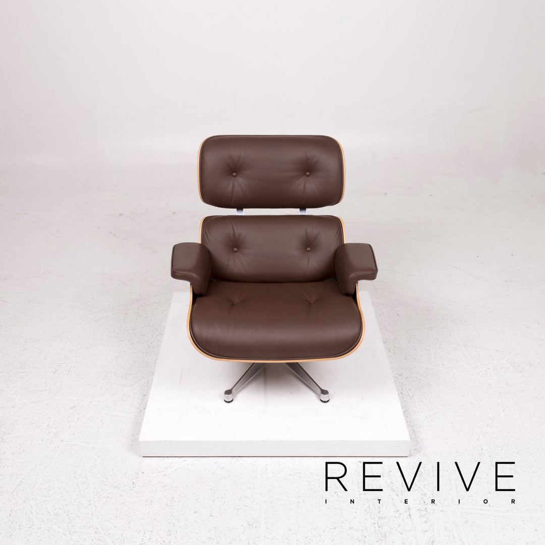 Vitra Eames Lounge Chair avec fauteuil ottoman en cuir marron Charles &amp; Ray #12368