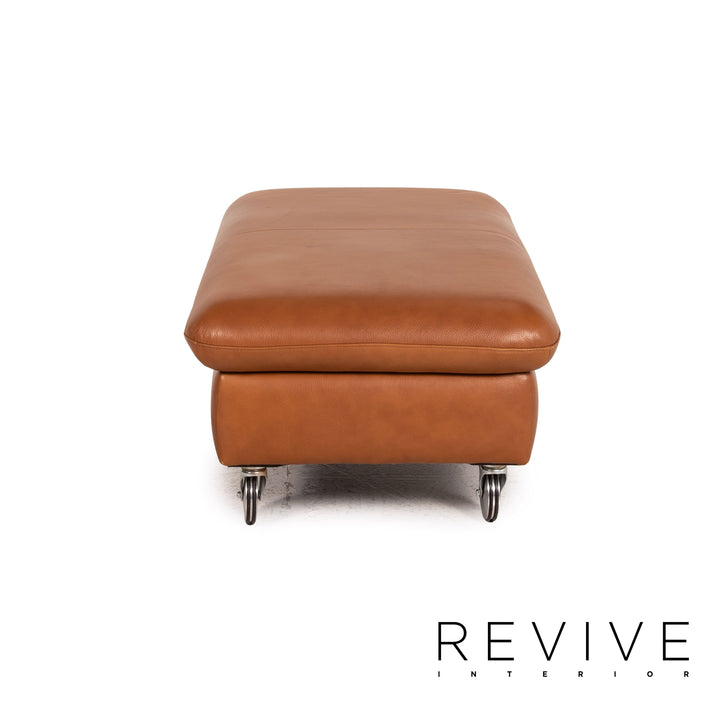 Willi Schillig Loop brown leather stool