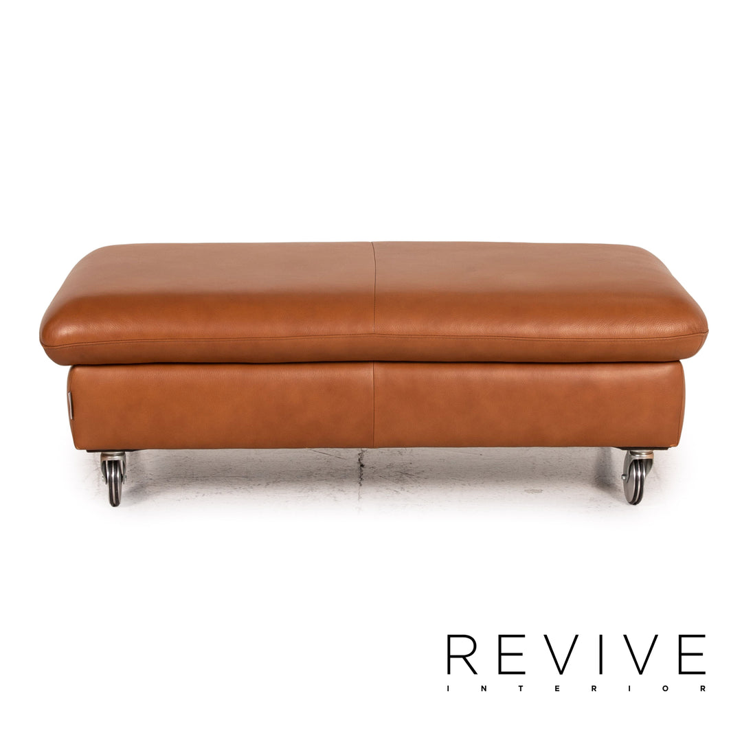 Willi Schillig Loop brown leather stool
