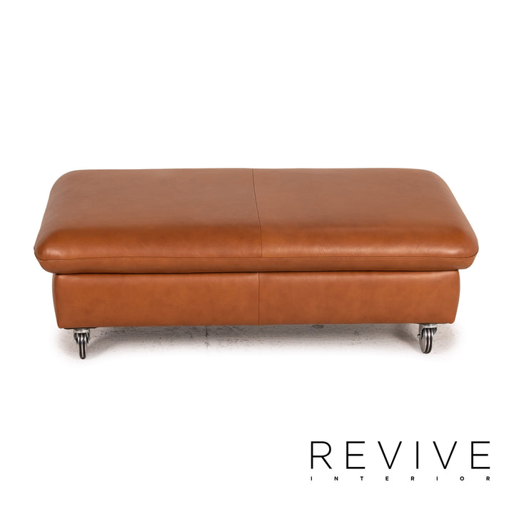 Willi Schillig Loop brown leather stool