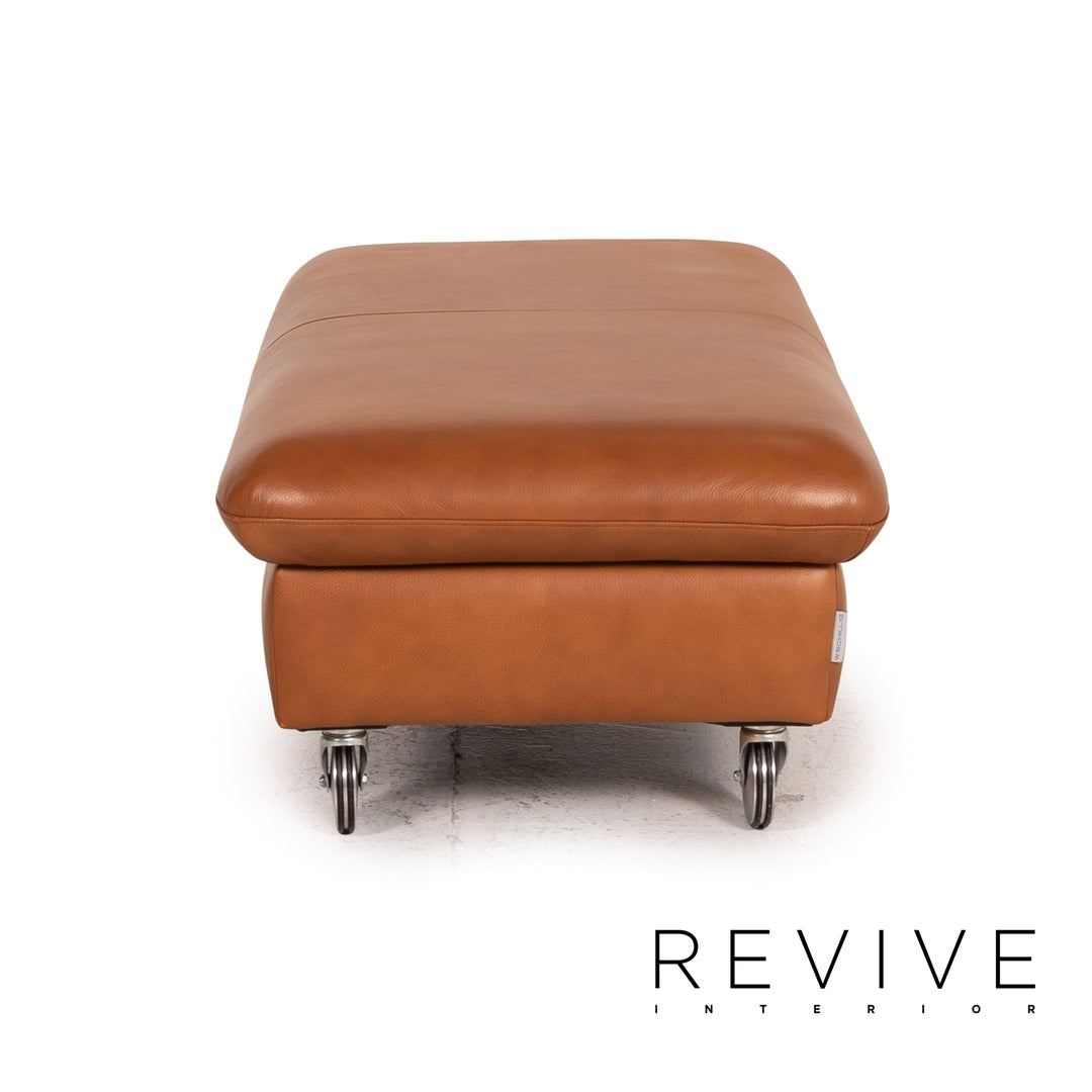 Willi Schillig Loop brown leather stool